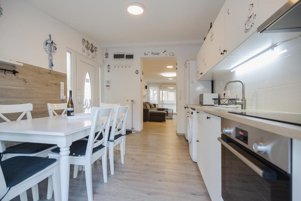 Galerius Pihenohaz By Bltn Siofok Appartement Buitenkant foto